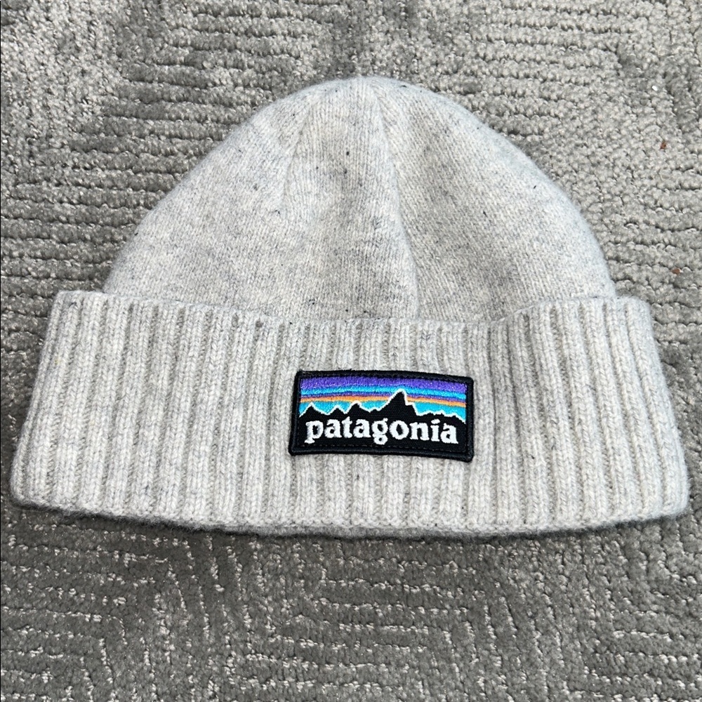 Patagonia Brodeo Beanie Gray  Logo Wool Blend Outdoors - Picture 2 of 6